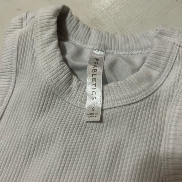 Fabletics White Ribbed Tank Top - Picture 3 of 5